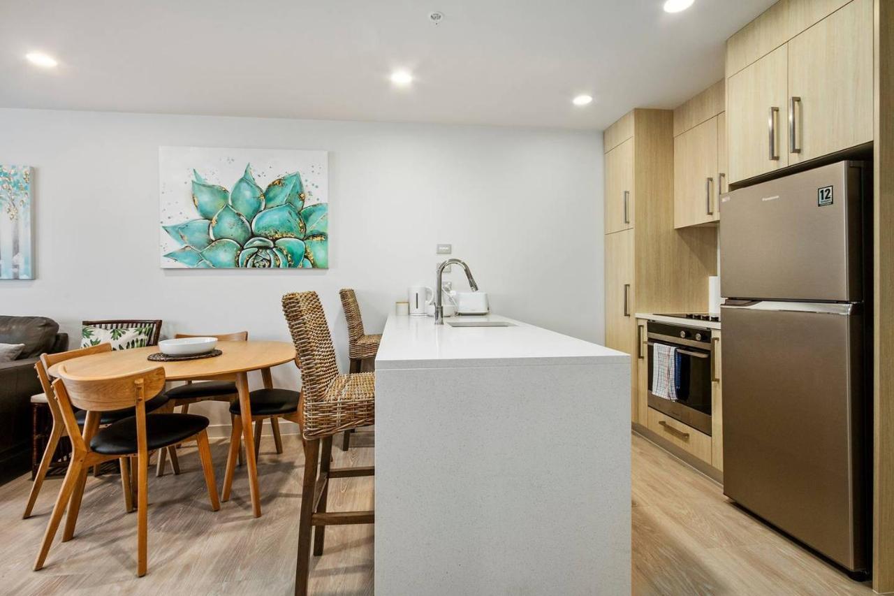 Sky Tower On Your Doorstep! Modern Two Bedroom โอ๊คแลนด์ ภายนอก รูปภาพ